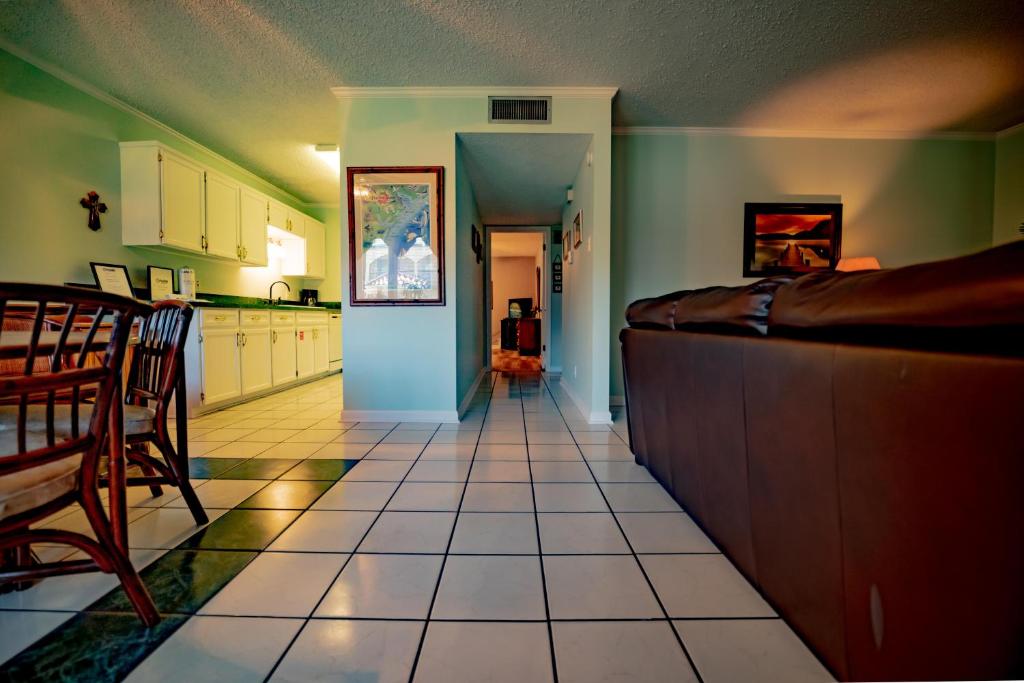 Surfside 118 by Padre Escapes - image 5