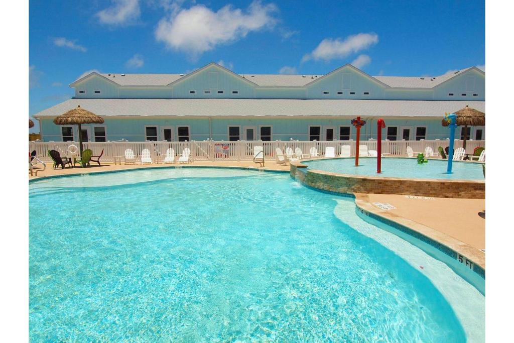 Nemo Cay Resort D108K by Padre Escapes - main image