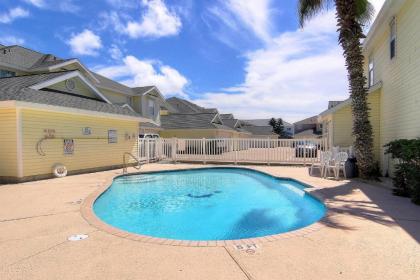 Cozy Beach House - image 4