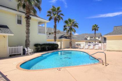 Cozy Beach House - image 5