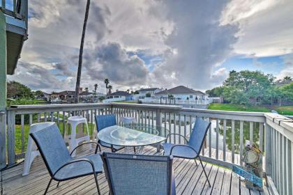Breezy Corpus Christi Condo with Deck and Fishing Dock - image 5