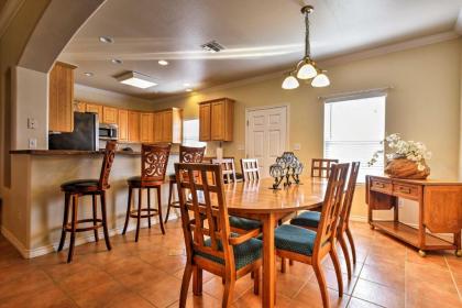 Waterfront Corpus Christi townhome with Pool and Dock Corpus Christi