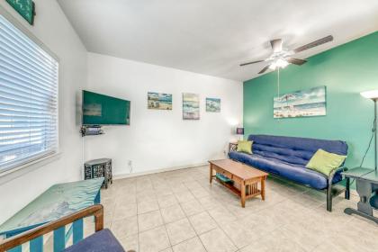 Leeward Isles - image 11
