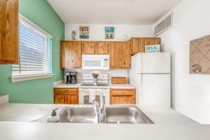 Leeward Isles - image 7