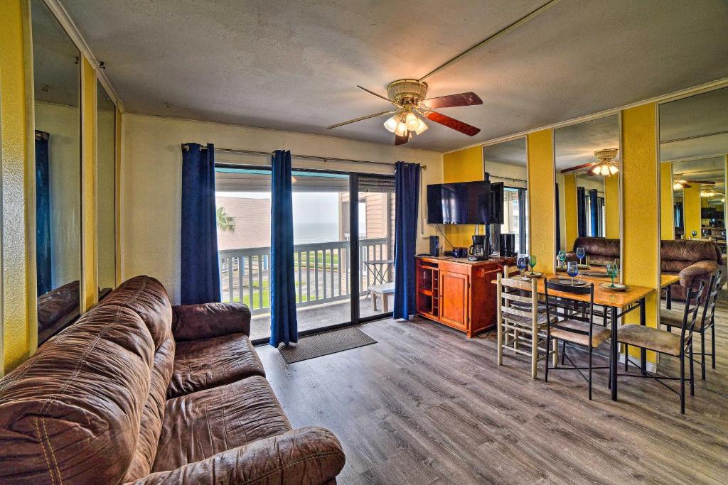 Seaside Corpus Christi Condo at The Villa del Sol! - main image