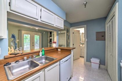 Coastal Studio with Amenities Walk to Padre Beach! - image 9