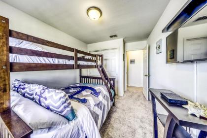 Lakeshore Villas - image 10