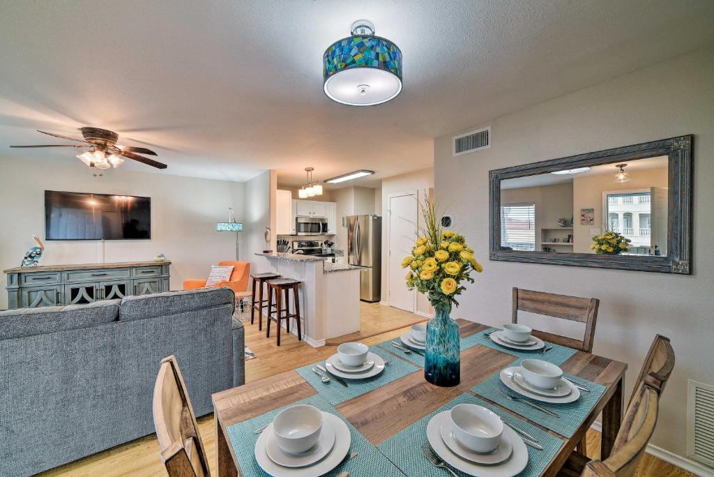 Corpus Christi Escape with Community Amenities! - image 4