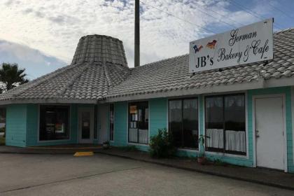 Corpus Christi Escape with Community Amenities! - image 7