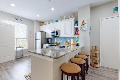 Beach Club Condos II - image 12