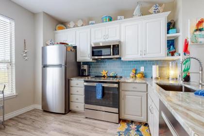 Beach Club Condos II - image 16