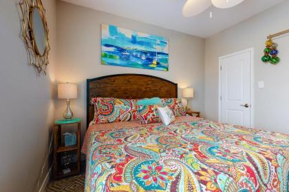Beach Club Condos II - image 18