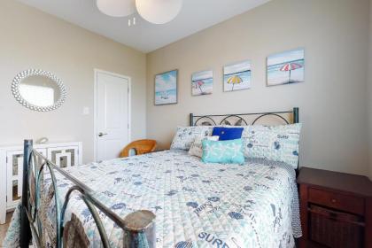 Beach Club Condos II - image 8