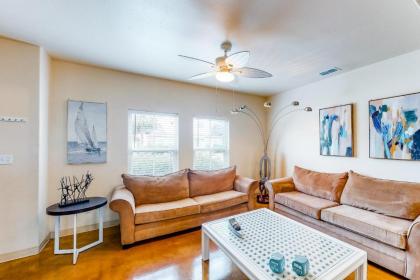 Leeward Bay 15014 - image 3