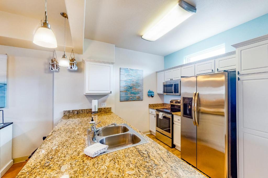Leeward Bay 15014 - image 7