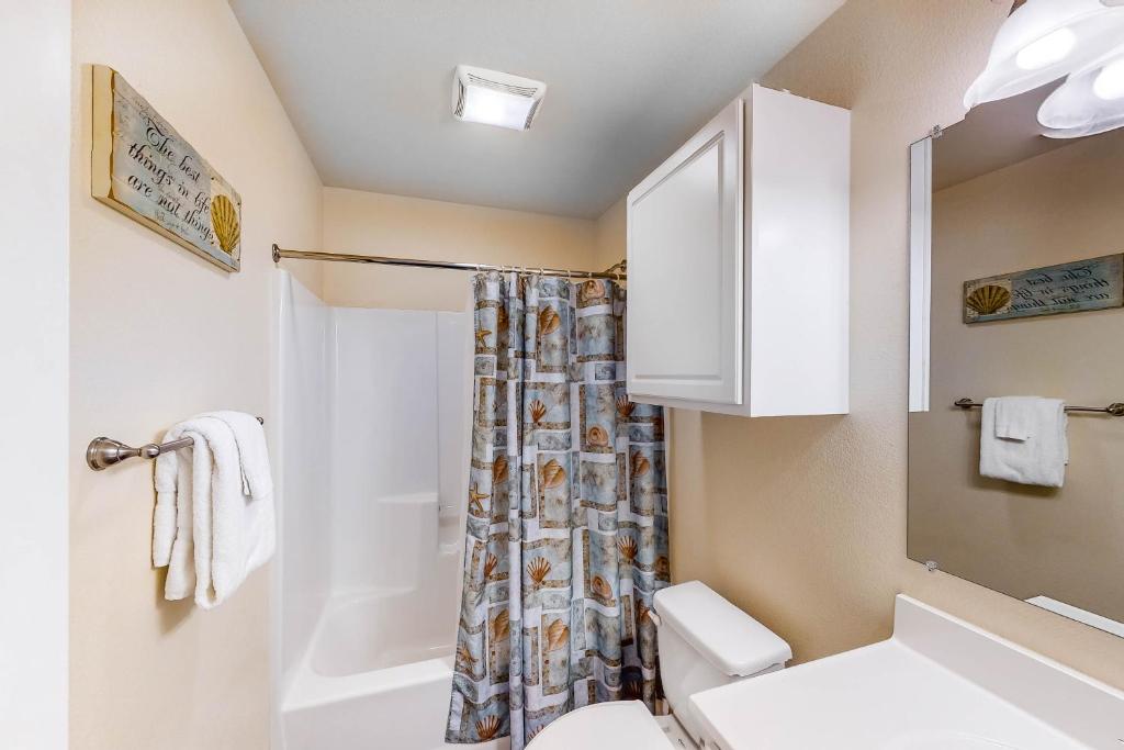 Leeward Bay 15001 - image 3