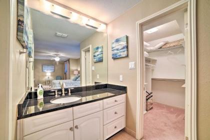Bright and Breezy Condo 2 Mi to Whitecap Beach - image 14