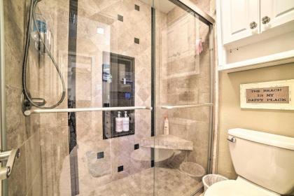 Bright and Breezy Condo 2 Mi to Whitecap Beach - image 16