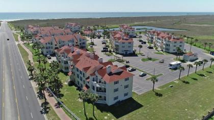 Shore Thing 111 by Padre Escapes - image 9