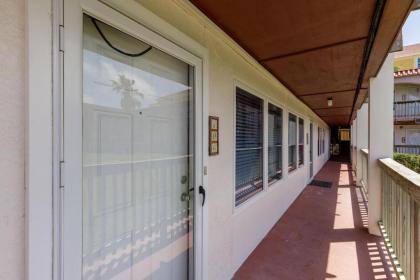 Surfside 106 by Padre Escapes - image 10