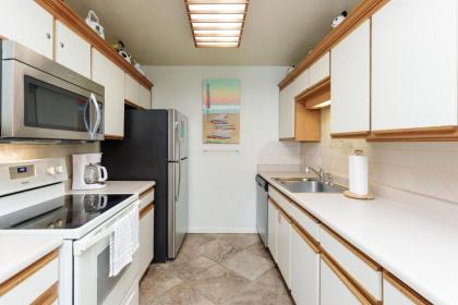 Surfside 106 by Padre Escapes - image 14