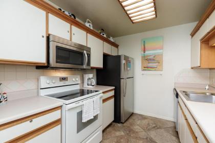Surfside 106 by Padre Escapes - image 15