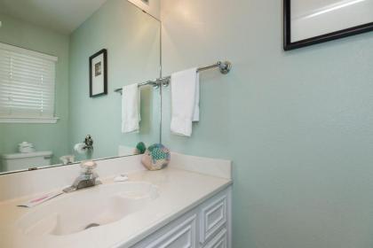 Blue Crab Bungalow 8 by Padre Escapes - image 13