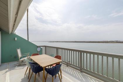 Getaway on the Bay 209 by Padre Escapes - image 11
