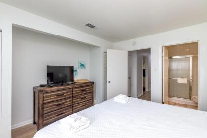Getaway on the Bay 209 by Padre Escapes - image 8