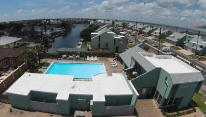 Getaway on the Bay 209 by Padre Escapes - image 9