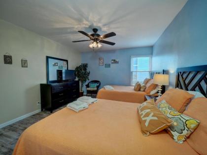 Surfside 219 by Padre Escapes - image 14