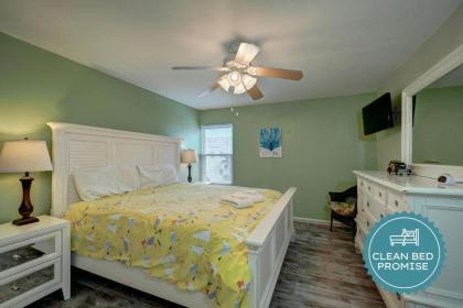 Surfside 219 by Padre Escapes - image 4