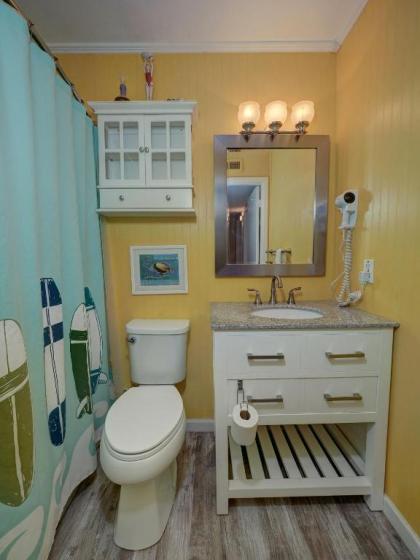 Surfside 219 by Padre Escapes - image 6