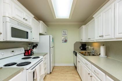 Surfside 217 by Padre Escapes - image 11