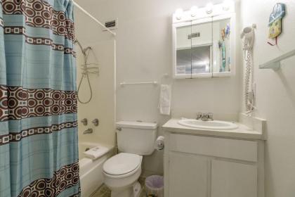 Surfside 211 by Padre Escapes - image 13