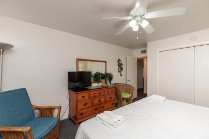 Surfside 211 by Padre Escapes - image 16