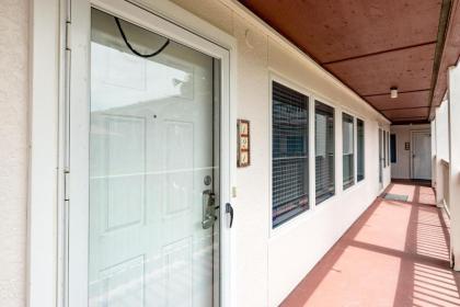Surfside 121 by Padre Escapes - image 10
