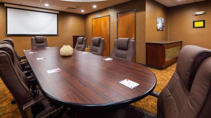 Best Western Plus Finger Lakes Inn & Suites - image 13