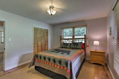 Cosby Cabin with 2 Porches Deck and Game Room! - image 5