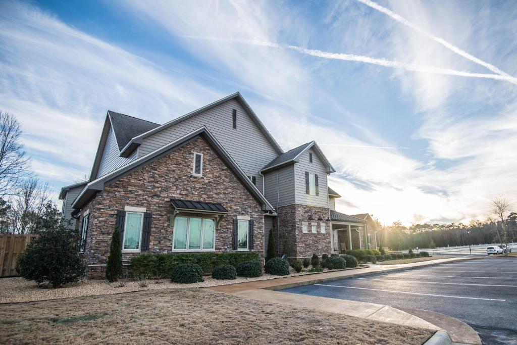 Magnolia Creek Lodge - main image