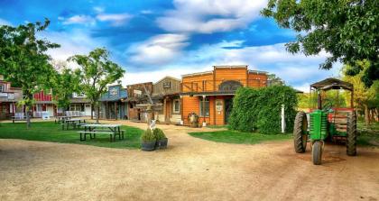 Best Western Cottonwood Inn - image 9