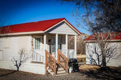 Verde Valley One-Bedroom Park Model Cabin 13 - image 11