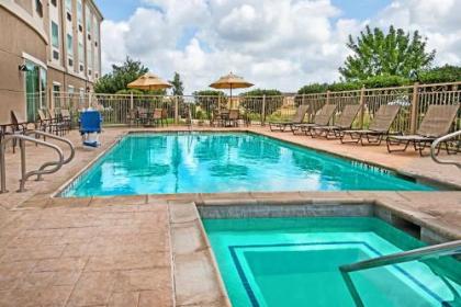 Holiday Inn Express  Suites Cotulla an IHG Hotel Cotulla Texas