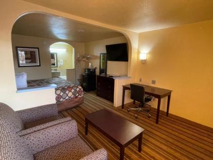 Cotulla Executive Inn