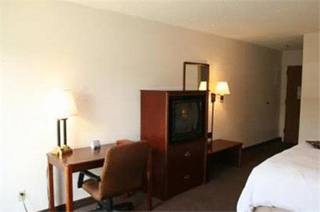 Hampton Inn Pickwick Dam-At Shiloh Falls - image 5