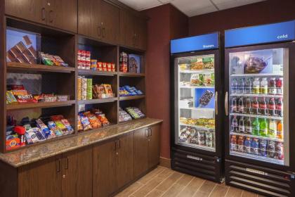 Hampton Inn Council Bluffs - image 15