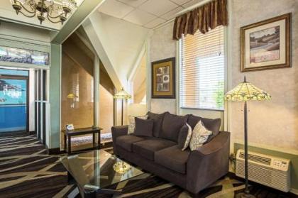 Quality Inn and Suites Council Bluffs - image 15