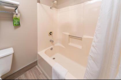 BridgePointe Inn & Suites by BPhotels Council Bluffs Omaha Area - image 15