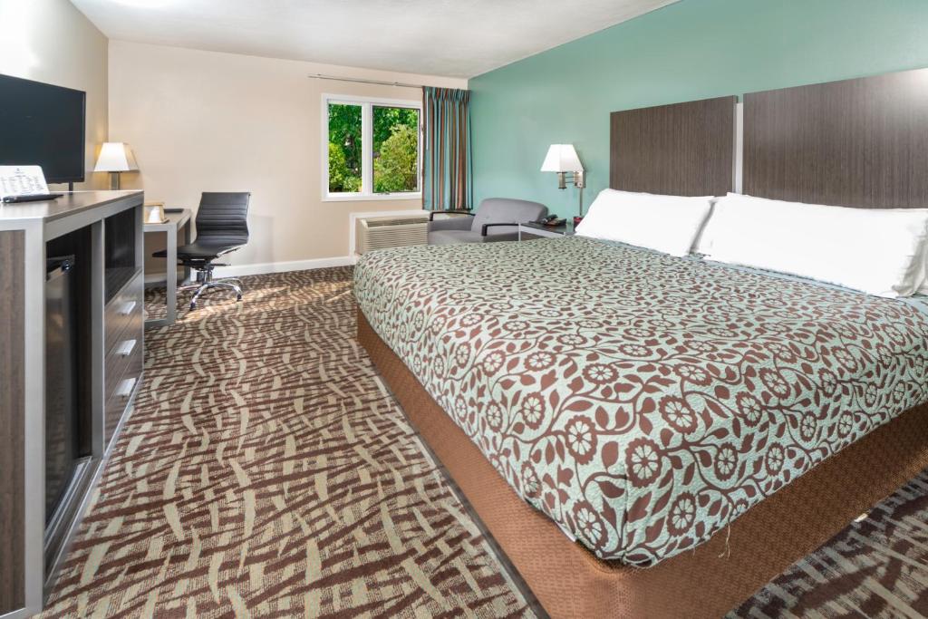 BridgePointe Inn & Suites by BPhotels Council Bluffs Omaha Area - image 2