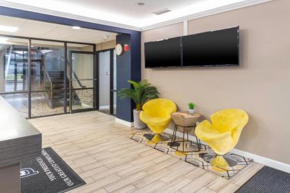 BridgePointe Inn & Suites by BPhotels Council Bluffs Omaha Area - image 9